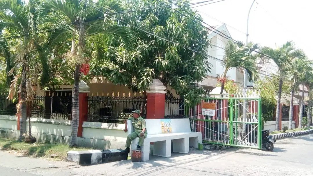 Jual Rumah Dekat UNAIR Universitas Airlangga, Kampus ITS, Galaxi Mall dan Stasiun Gubeng - 9