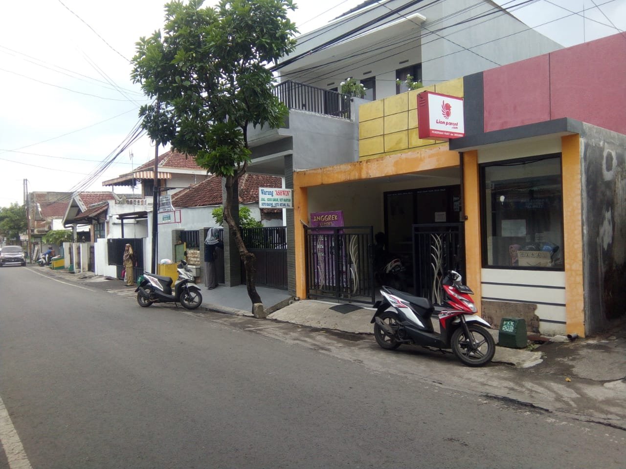 Dijual murah rumah besar pusat kota Malang area kampus dan kuliner - 1
