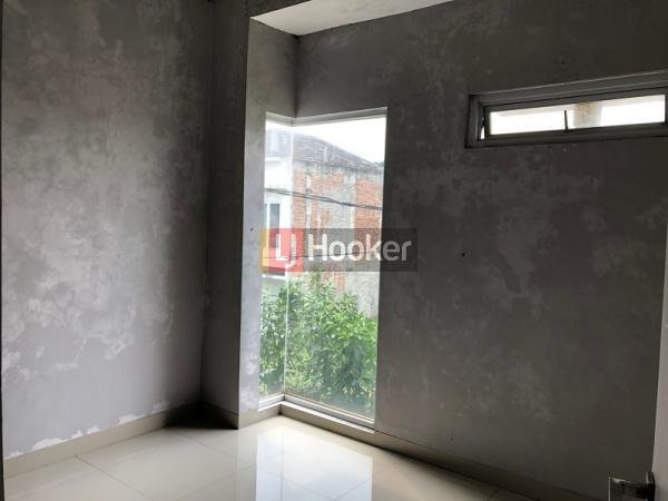 Dijual Rumah Harga Terjangkau di Limo Depok - 6