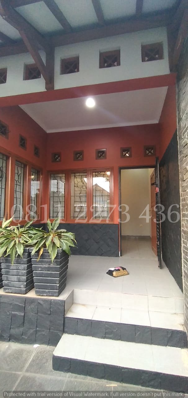 Dijual Rumah Cibabat 2 Lantai di Pusat Kota Cimahi Dekat Yogya Plaza - 2