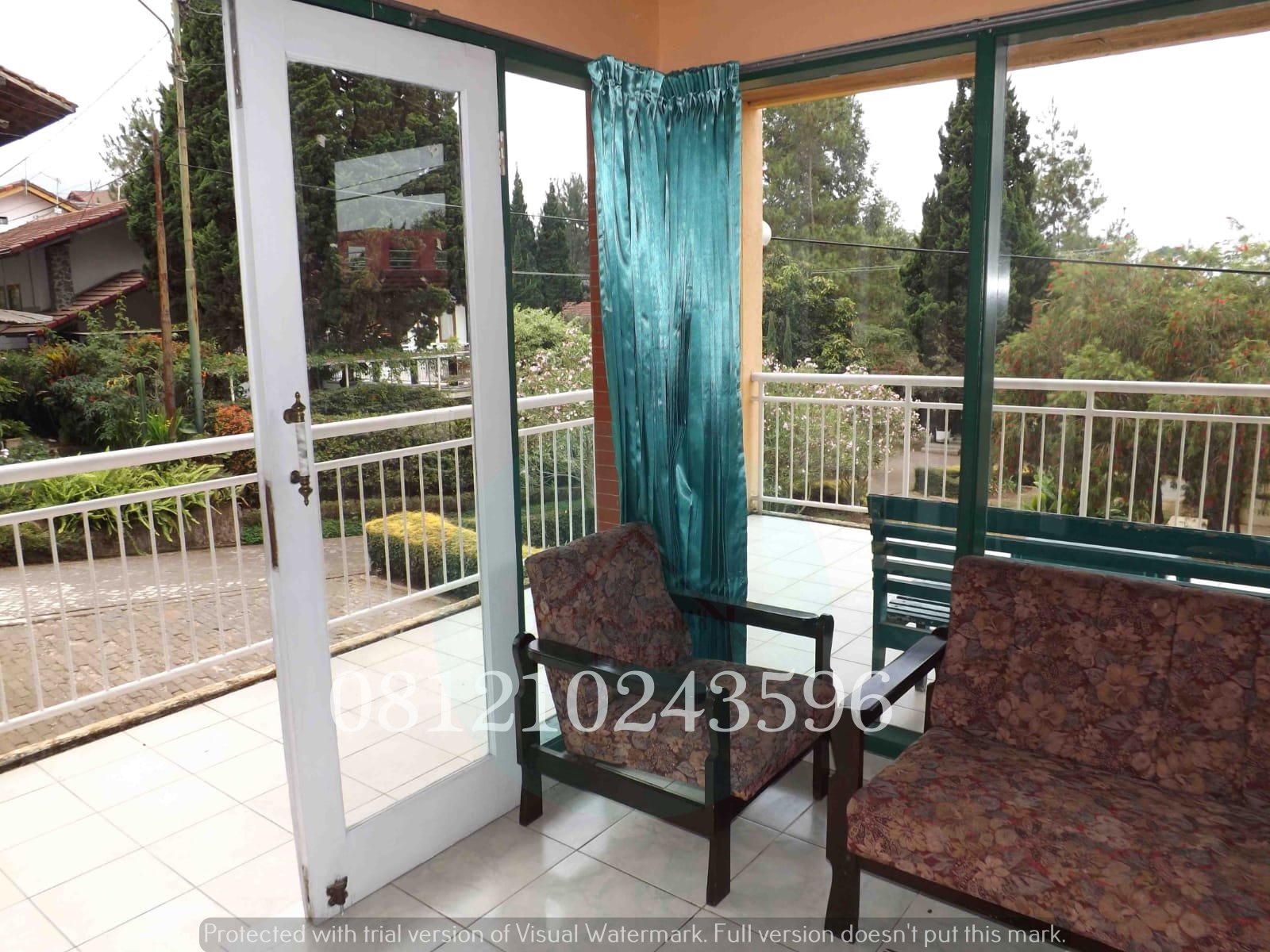 DIJUAL RUMAH VILLA ISTANA BUNGA COCOK UNTUK INVESTASI HARGA MURAH - 9