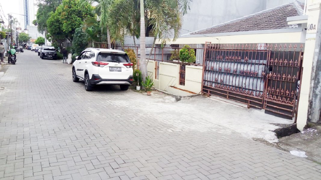 Kost Dekat Universitas Esa Unggul, UKRIDA, Mall Taman Anggrek, Mall Ciputra, Central Park, Plaza Slipi Jaya - 8