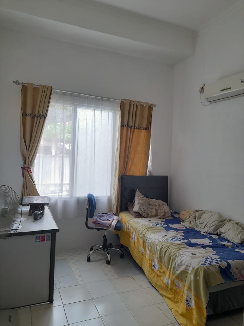 Dijual Rumah Posisi Hook Menghadap Taman Fasum, Ciputat, Tangerang Selatan - 8