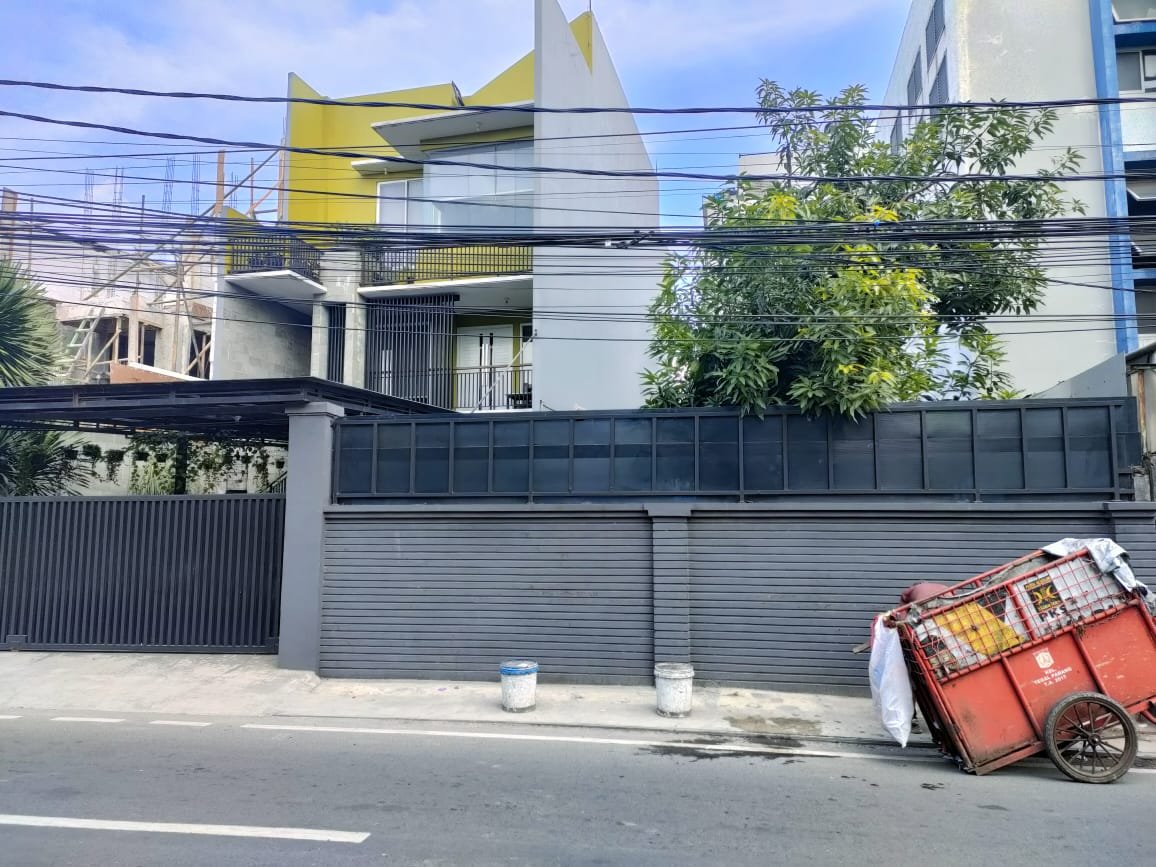 Disewakan Lahan Strategis Pinggir Jalan Mampang Prapatan - 4
