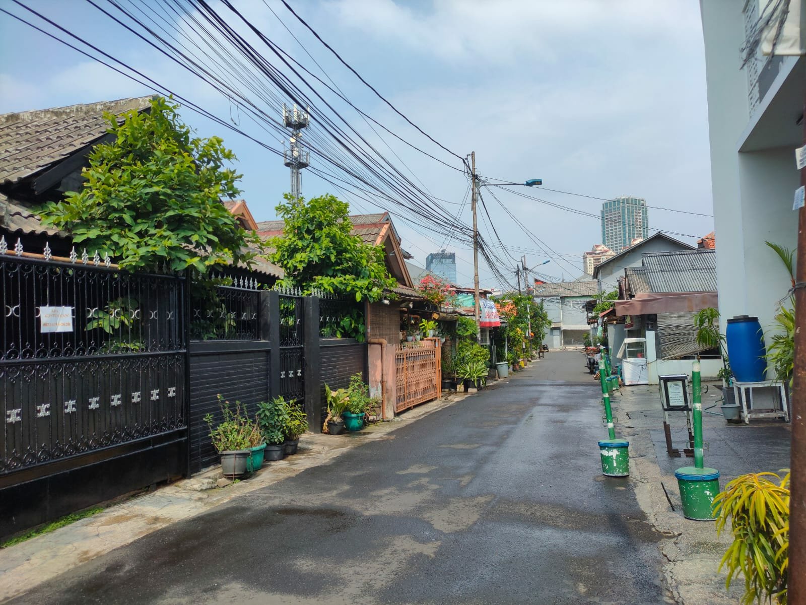 Jual Cepat Rumah Pinggir Jalan di Kemanggisan Dekat universitas BINUS - 3