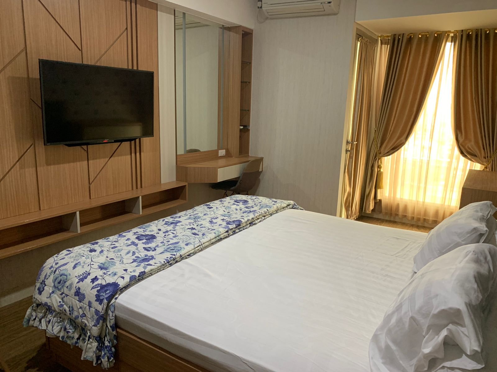 Disewakan 1 Unit Apartemen Warhol Residence Semarang - 2