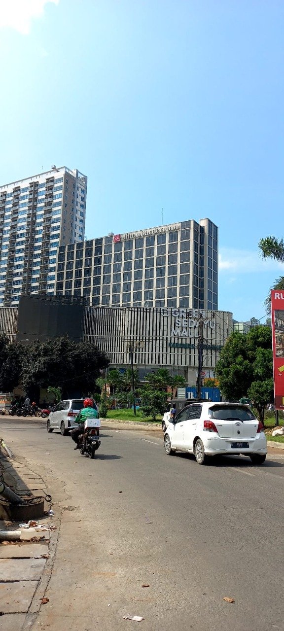 Dijual Rumah Tua Perlu Renov di Taman Palem Lestari Cengkareng - 9