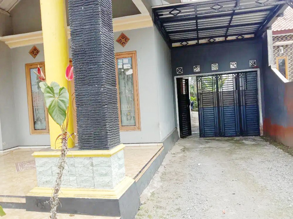 Jual Rumah di Magelang Dekat SMP Negeri 1 Pakis, Pasar Kaponan, Lapangan Kintelan, RS Syubbanul Wathon - 2