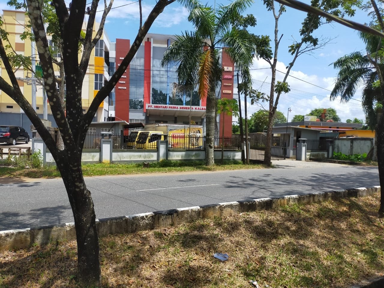 Tanah A. Yani 2, Pontianak, Kalimantan Barat - 5
