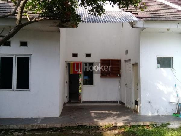 Dijual Murah Rumah di Sawangan Depok - 1