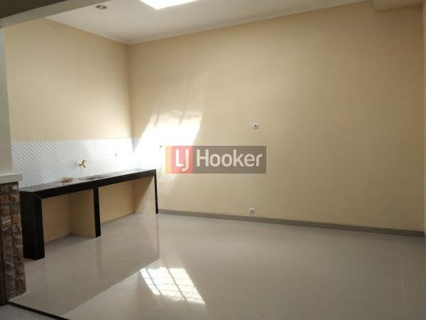 Disewakan Rumah Di Sawangan - 2