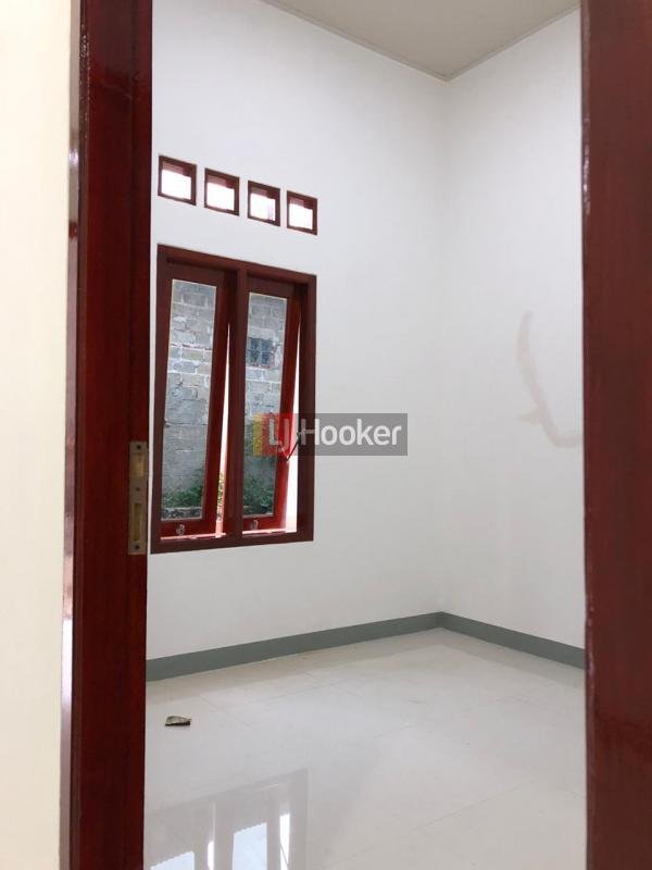 Dijual Murah Rumah di Bedahan Sawangan - 5