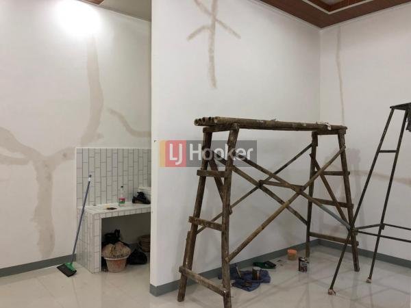 Dijual Murah Rumah di Bedahan Sawangan - 2