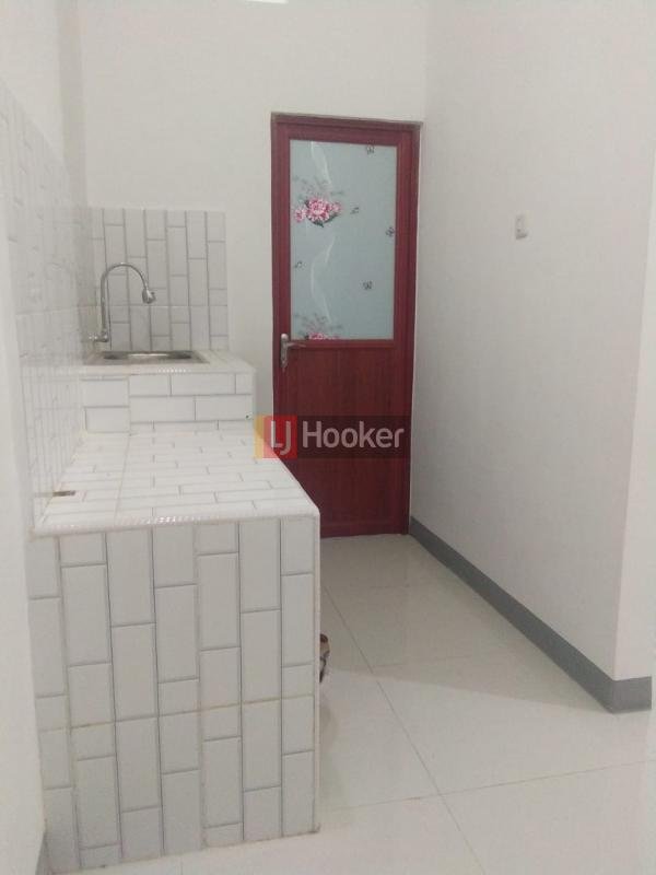 Dijual Murah Rumah di Bedahan Sawangan - 10