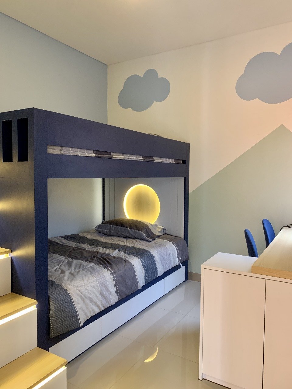 Rumah Kece Badai Bata Merah di Pancoran Mas, Depok - 8