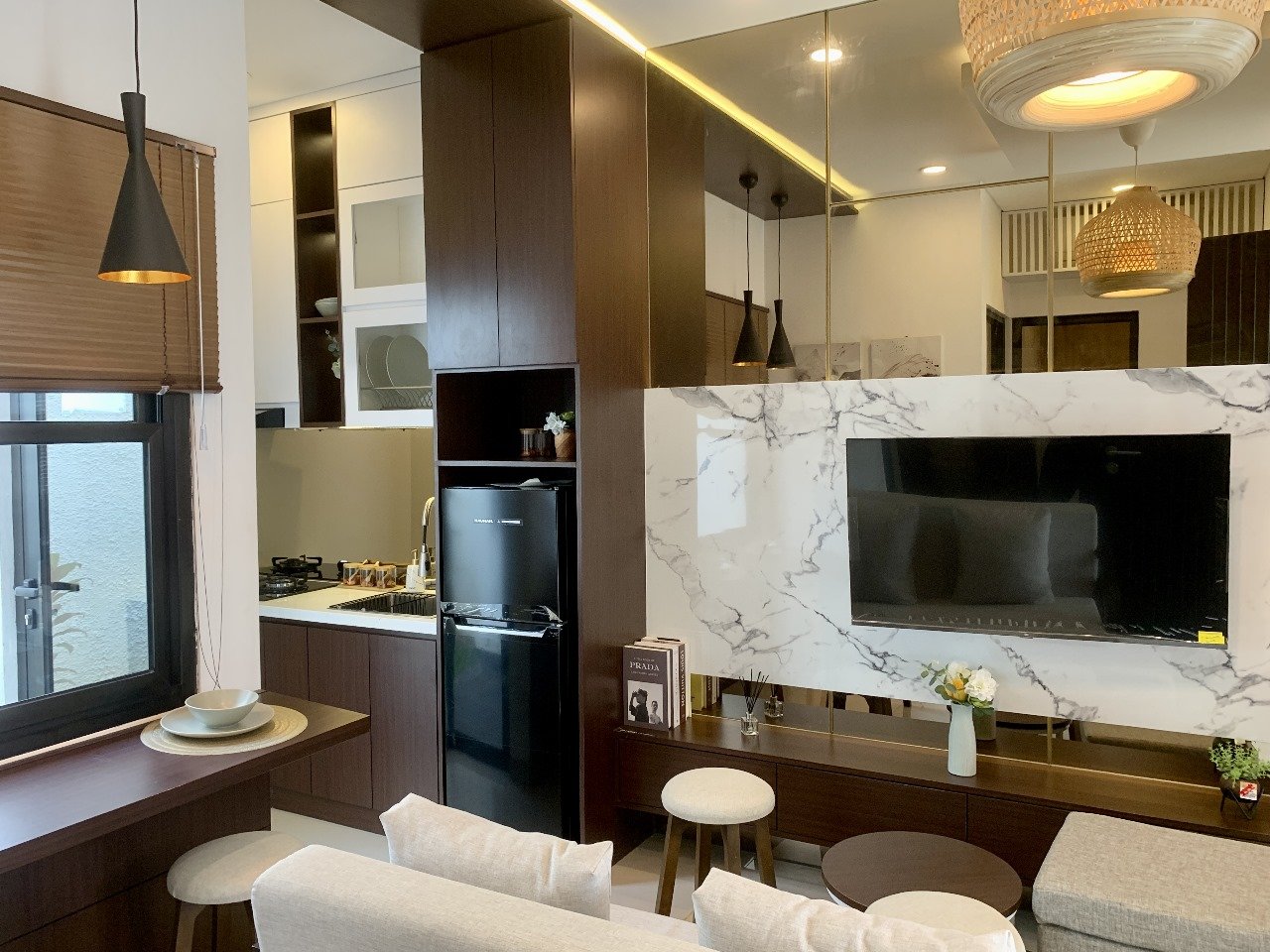 Rumah Kece Badai Bata Merah di Pancoran Mas, Depok - 10