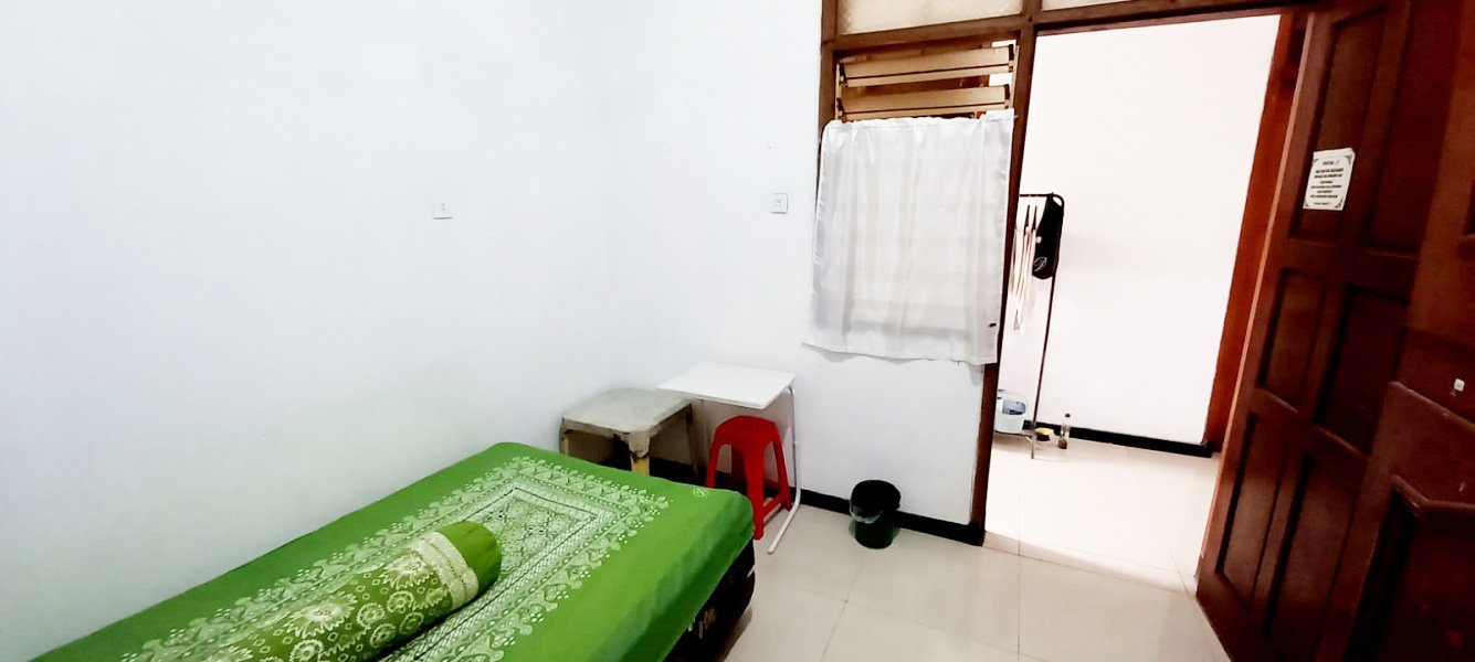 Kost Dekat Universitas Wijaya Kusuma, Mall Ciputra World Surabaya, Mall Lagoon Avenue, Islamic Centre Surabaya - 7
