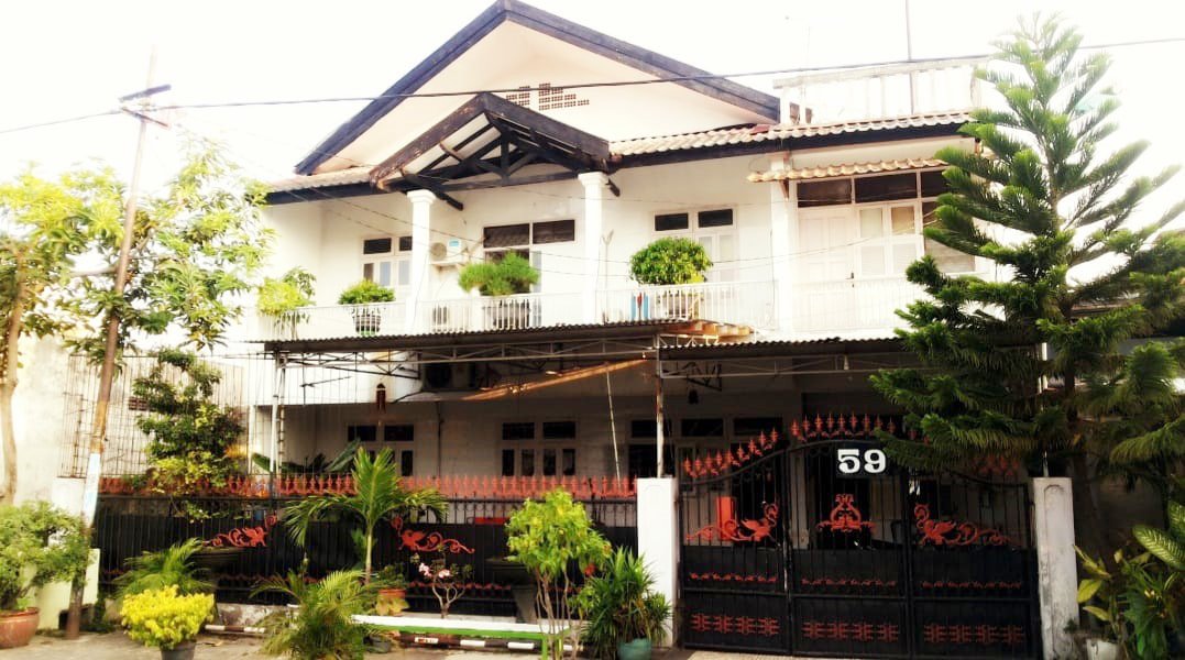 Kost Dekat Universitas Wijaya Kusuma, Mall Ciputra World Surabaya, Mall Lagoon Avenue, Islamic Centre Surabaya - 12