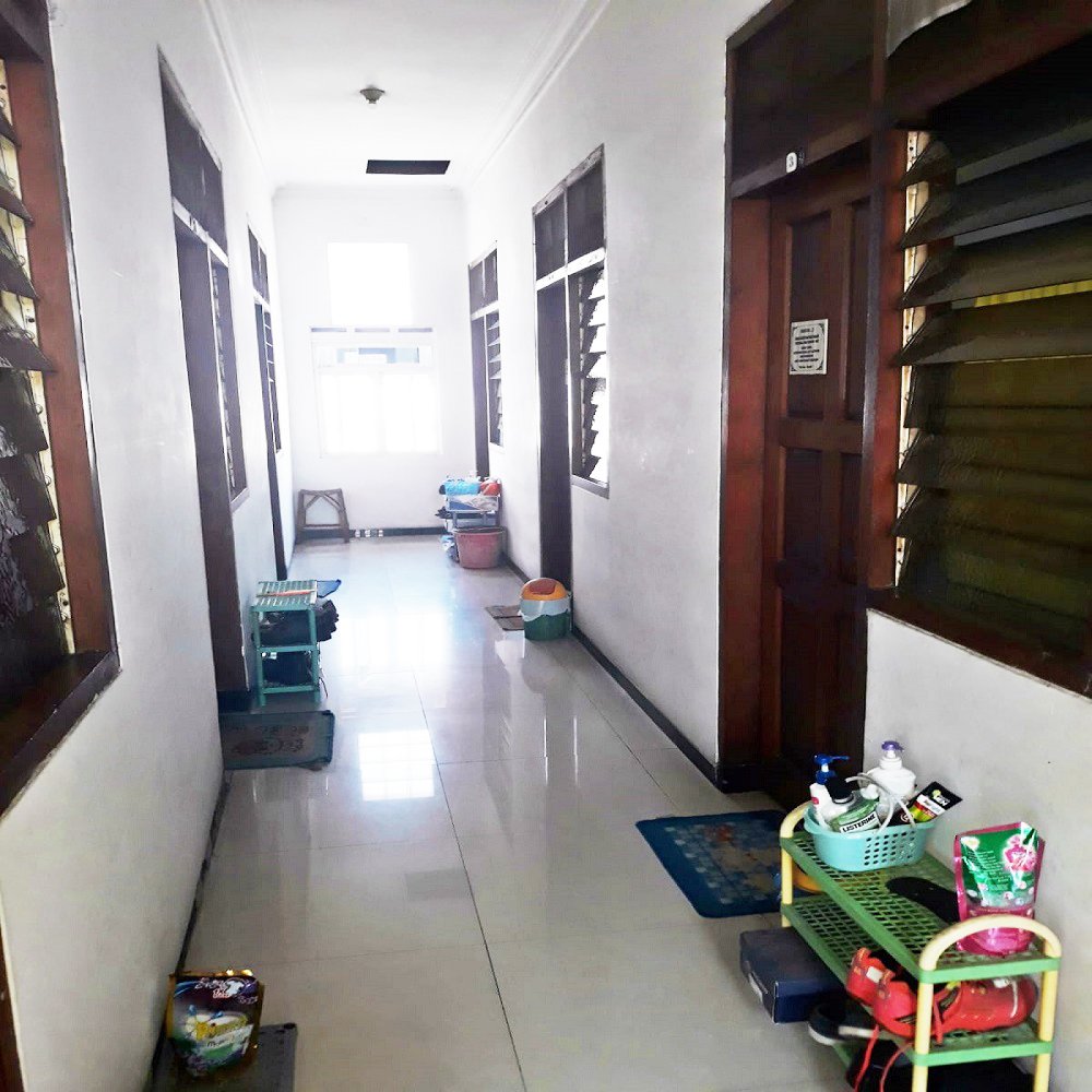 Kost Dekat Universitas Wijaya Kusuma, Mall Ciputra World Surabaya, Mall Lagoon Avenue, Islamic Centre Surabaya - 9