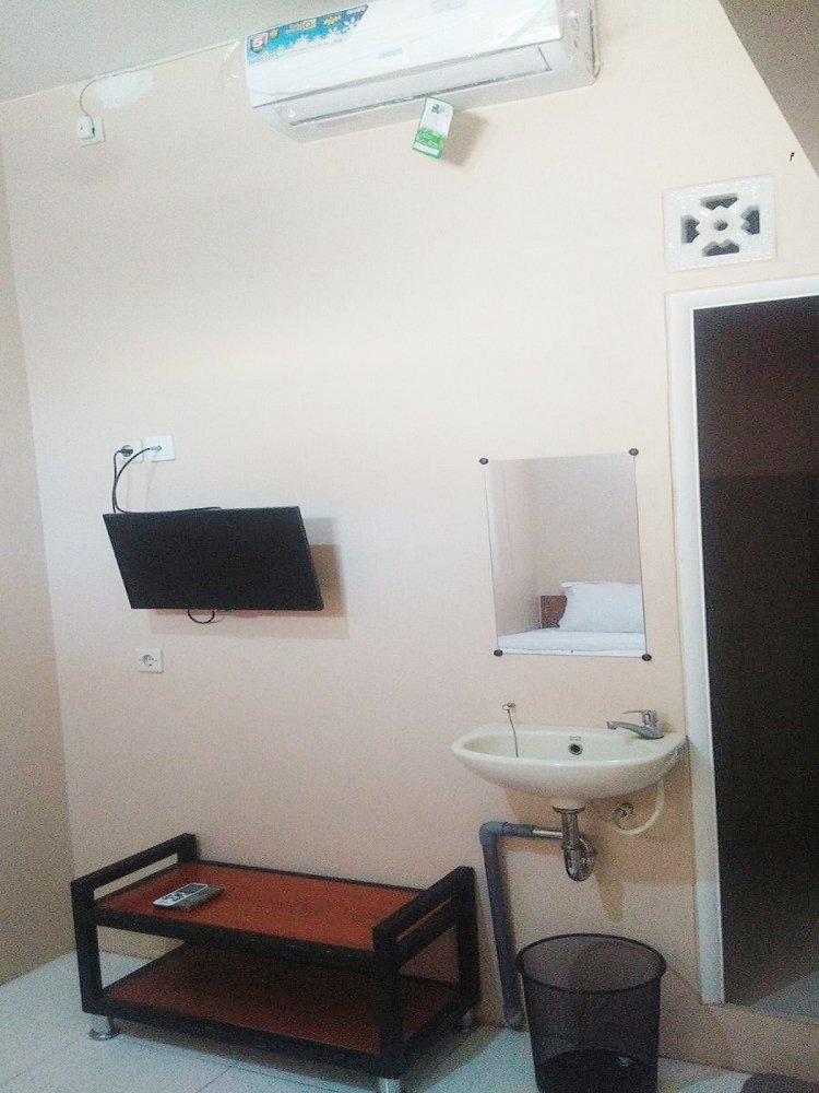Hotel Syariah Murah di Kota Surabaya Dekat Tol Suramadu, Tanjung Perak, Masjid Sunan Ampel, PT. PAL Indonesia - 4