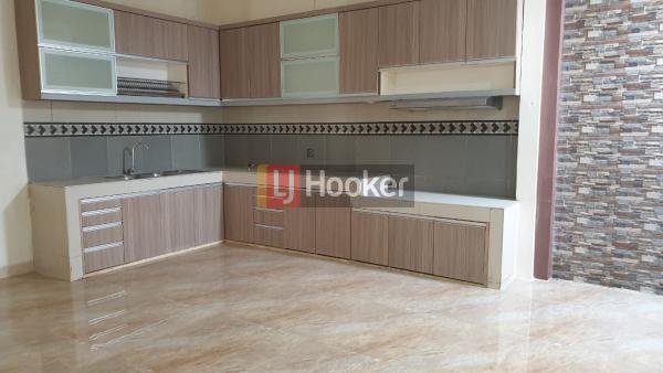 Disewakan Murah Rumah Nyaman di Sawangan - 3