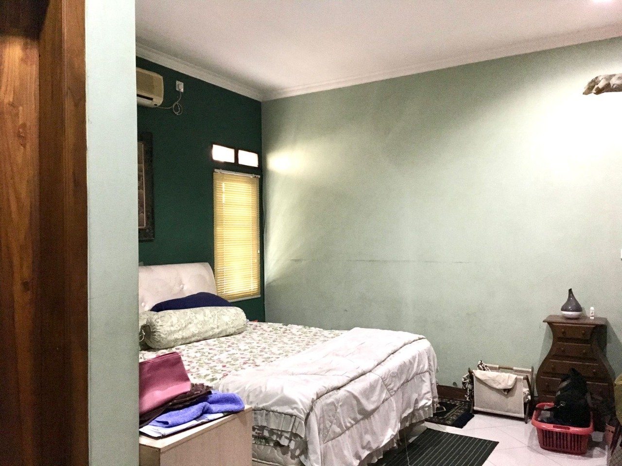 JUAL Rumah Luas Lokasi Strategis di Harapan Baru Regency - 8