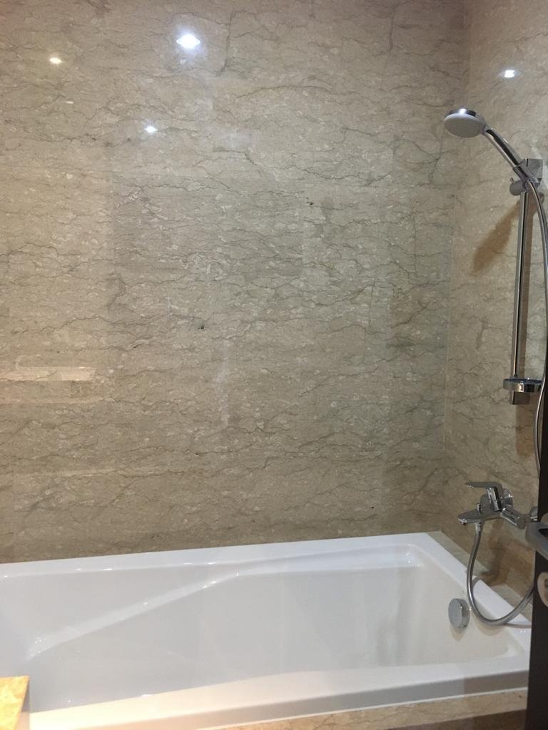 Dijual / Disewakan Apartment Menteng park - 4