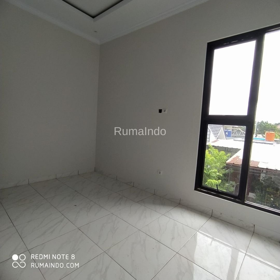 Dijual Rumah Non Cluster di Cipedak Jagakarsa Jakarta Selatan - 8