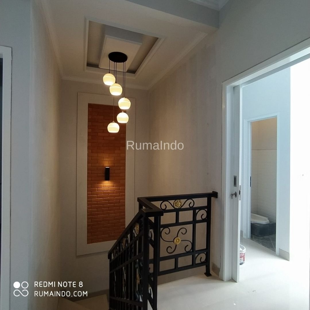 Dijual Murah Rumah Cluster Classic Minimalis di Tanjung Barat Jakarta Selatan - 8