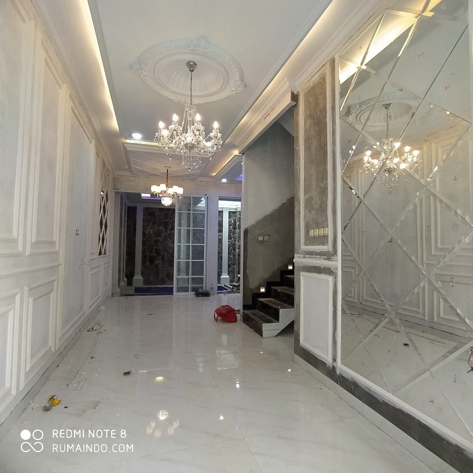 Dijual Rumah Classic Eropa Ada Kolam Renang di Jln Kebagusan Jakarta Selatan - 2