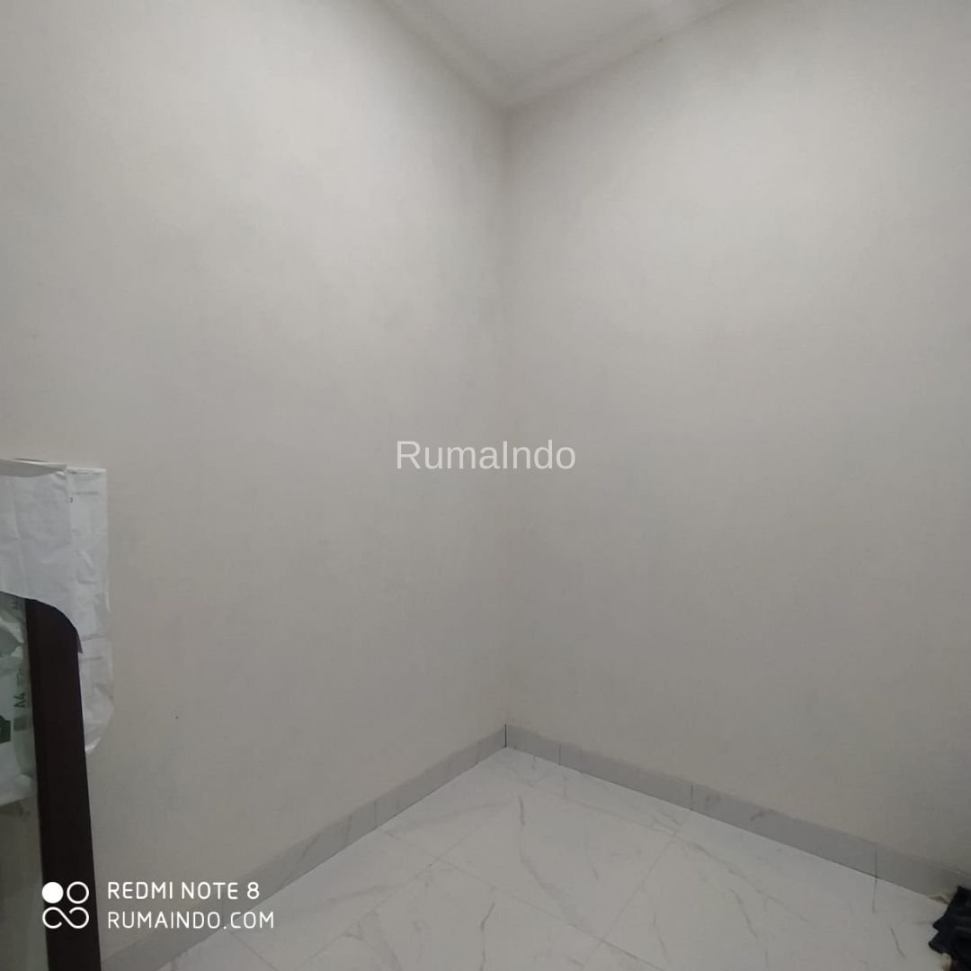 Dijual Rumah Baru Non Cluster di Jln Sirsak Jagakarsa Jakarta Selatan - 6