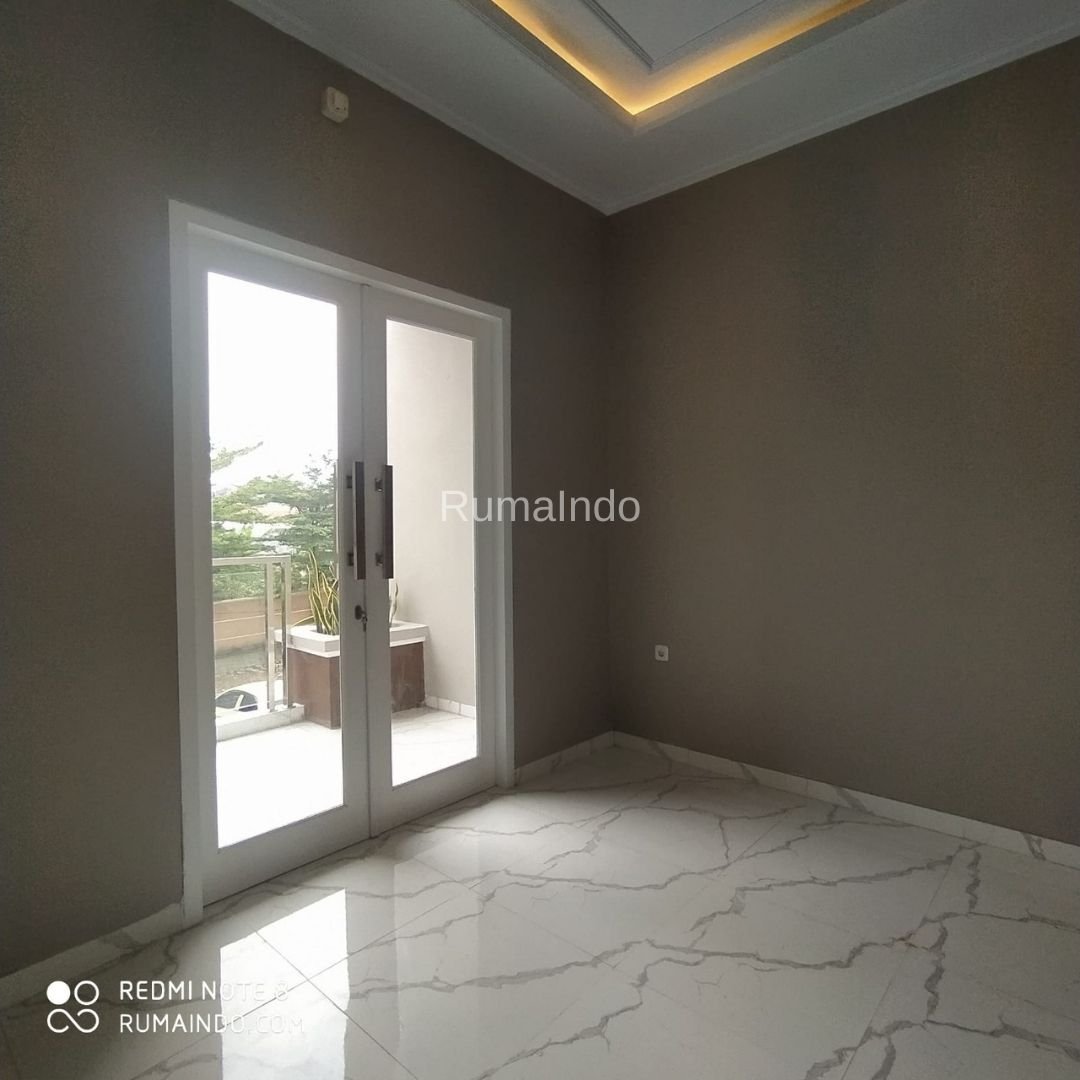 Dijual Murah Rumah Cluster Modern Minimalis Cluster di Kebagusan Jakarta Selatan - 9