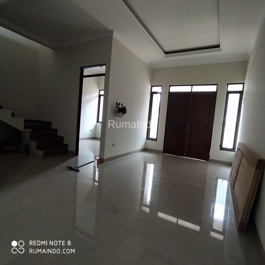 Dijual Rumah Cluster di Srengseng Sawah Jagakarsa Jakarta Selatan - 2