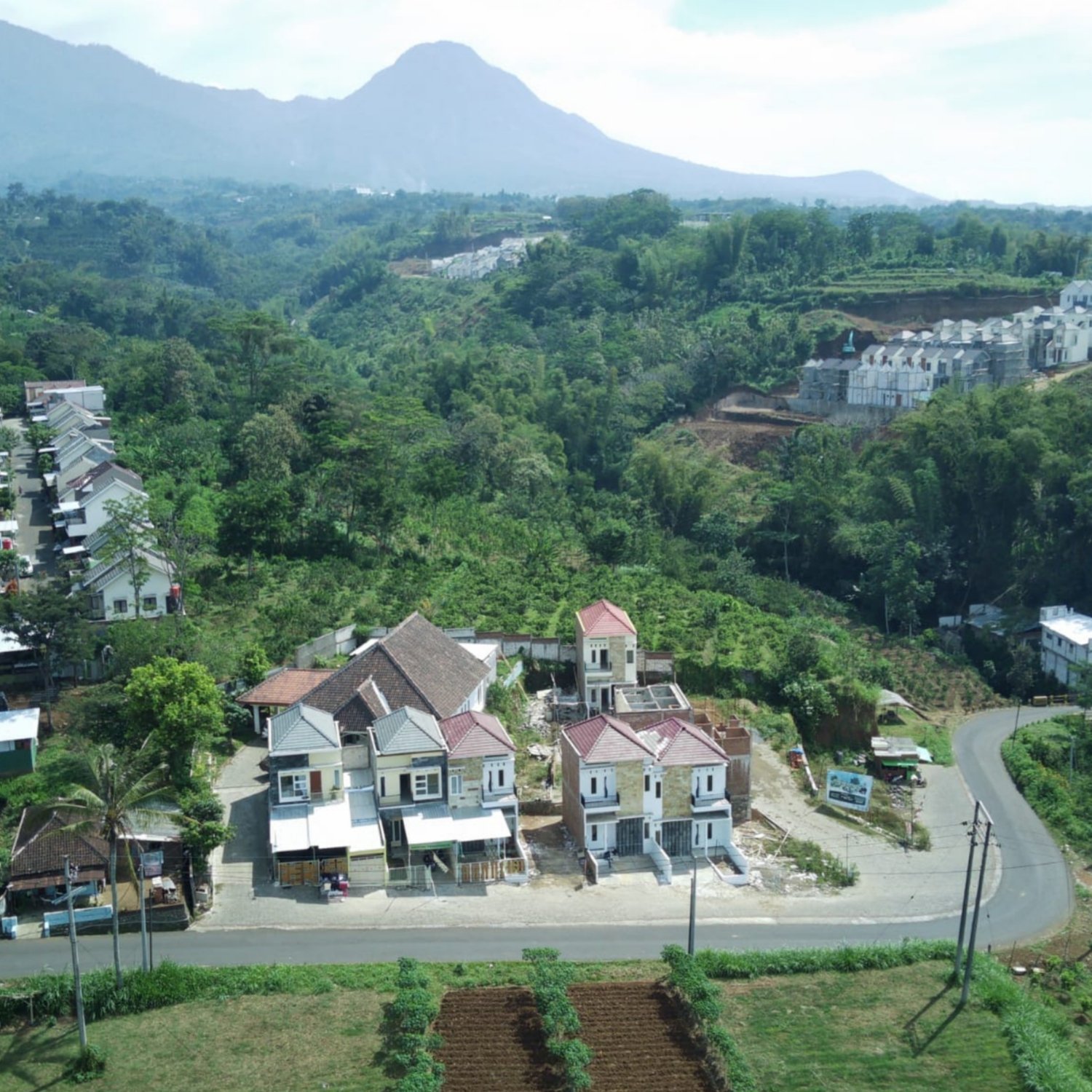 Promo Gila Harga Omricon Rumah 2 LtTtype 70 Hanya 465jt di Malang Batu 0 Jalan aspal hook pojok siap huni - 6