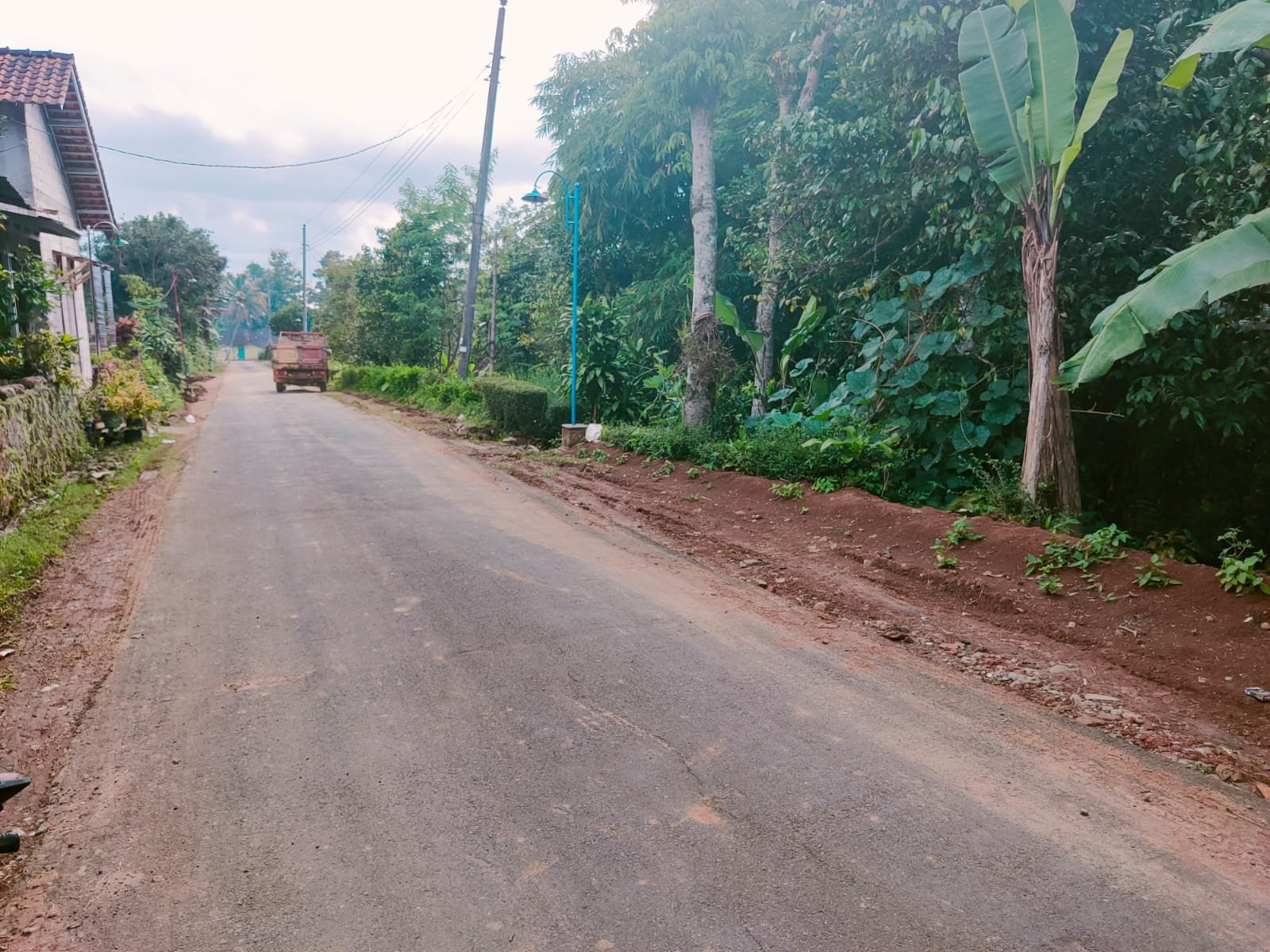 Tanah Datar Strategis Dibangun Villa Karangpandan Karanganyar - 5