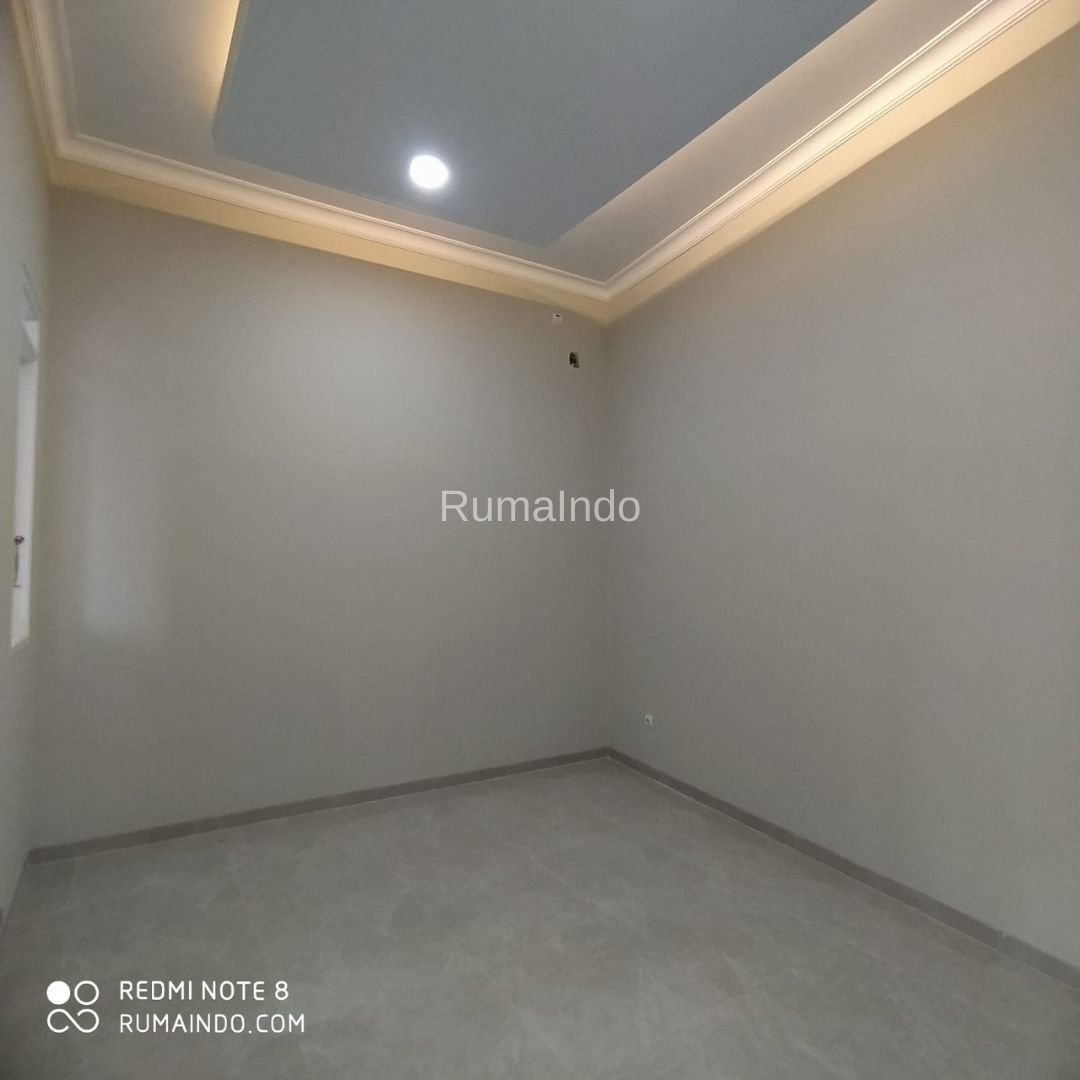 Dijual Rumah Cluster di Jln Panjang Kahfi 1 Jagakarsa Jakarta Selatan - 4