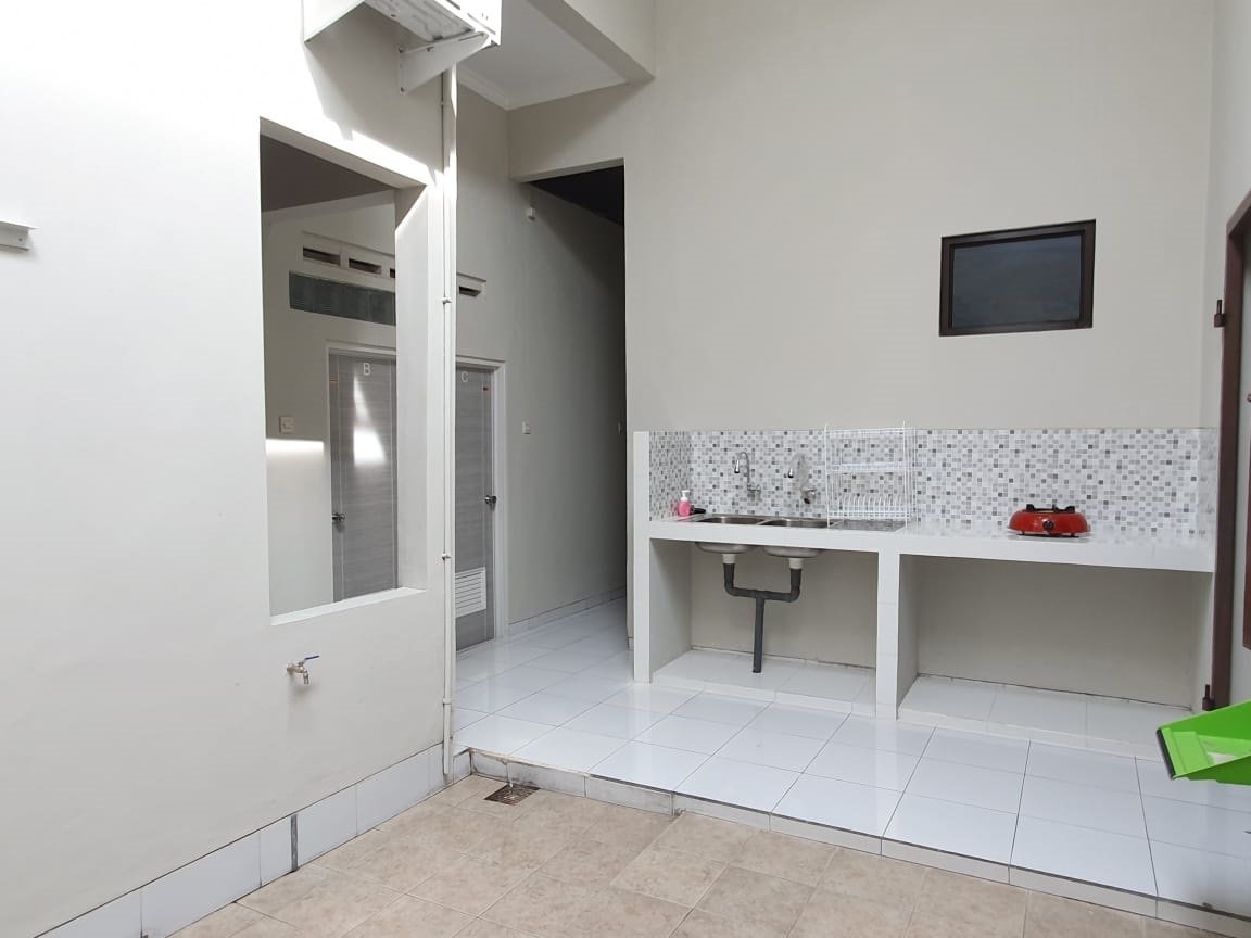 Kost Dekat Paragon City Mall Semarang, DP Mall Semarang, Tugu Muda Semarang, Stasiun Poncol Semarang - 11
