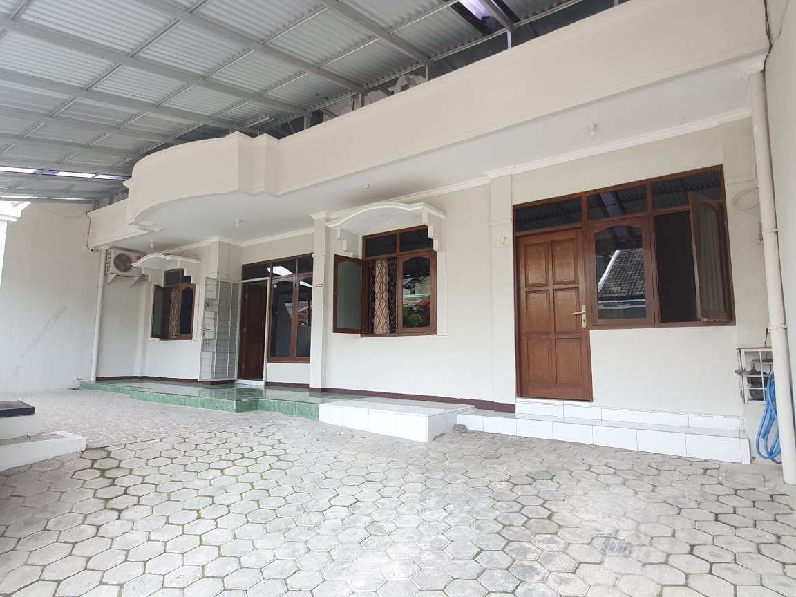 Kost Dekat Paragon City Mall Semarang, DP Mall Semarang, Tugu Muda Semarang, Stasiun Poncol Semarang - 9