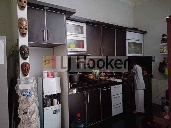 Dijual Rumah 2 lantai asri, nyaman, aman dalam cluster one gate di Bojongsari Depok - 4