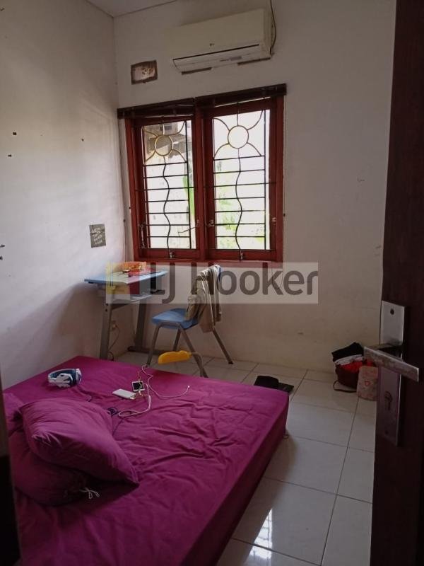 Dijual Rumah 2 lantai asri, nyaman, aman dalam cluster one gate di Bojongsari Depok - 9