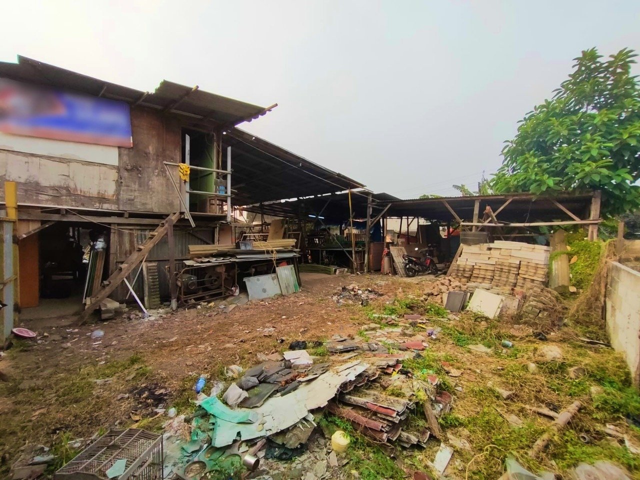 Dijual Cepat Tanah Murah Zona Hijau di Kampung Rambutan, Ciracas - 4