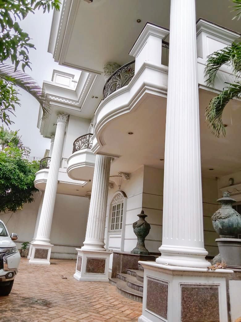 RUMAH MEWAH DI KAWASAN ELITE PONDOK INDAH JAKARTA SELATAN - 7