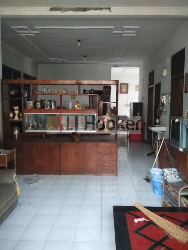 Dijual Rumah nyaman dan murah di Dukuh Sutorejo, Surabaya - 2