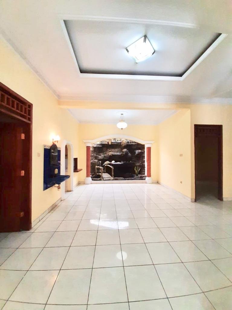 Disewakan Rumah di Jatimurni Pondok Gede Bekasi – 5+1 Kamar Tidur - 5