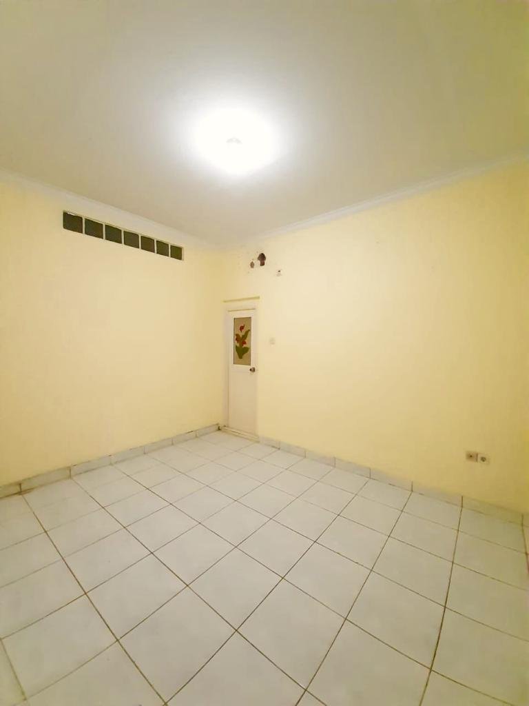 Disewakan Rumah di Jatimurni Pondok Gede Bekasi – 5+1 Kamar Tidur - 9