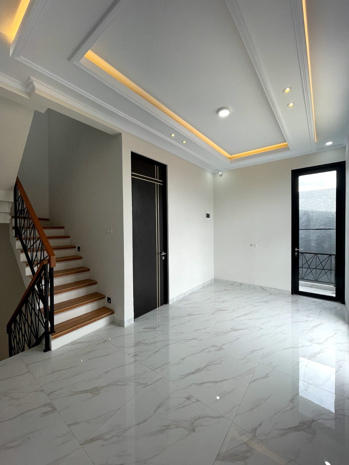Dijual Rumah Murah Cluster Scandi House 9 di Jagakarsa Jakarta Selatan - 8