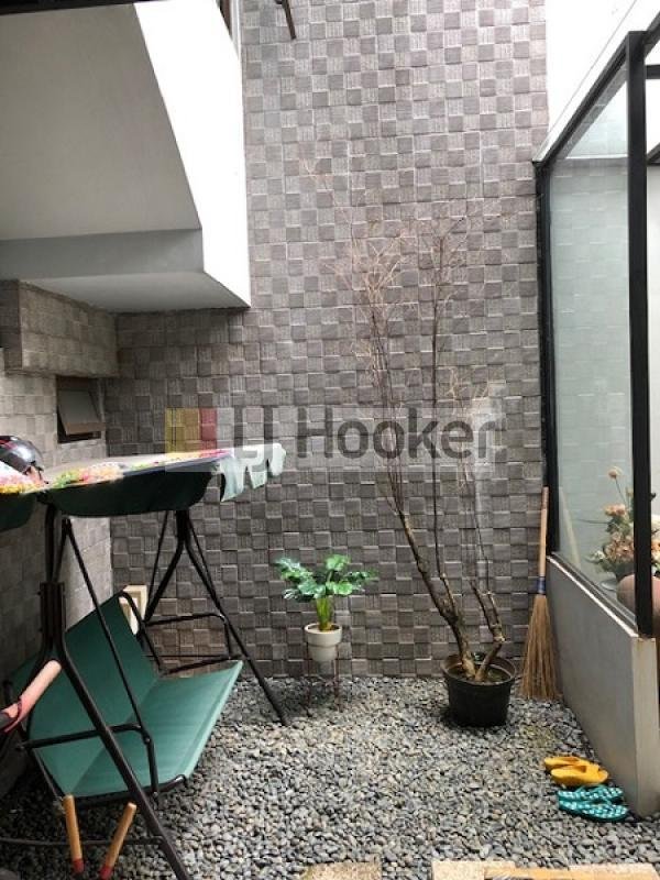 Dijual Rumah Murah di Cilenggang, Tangerang Selatan - 8