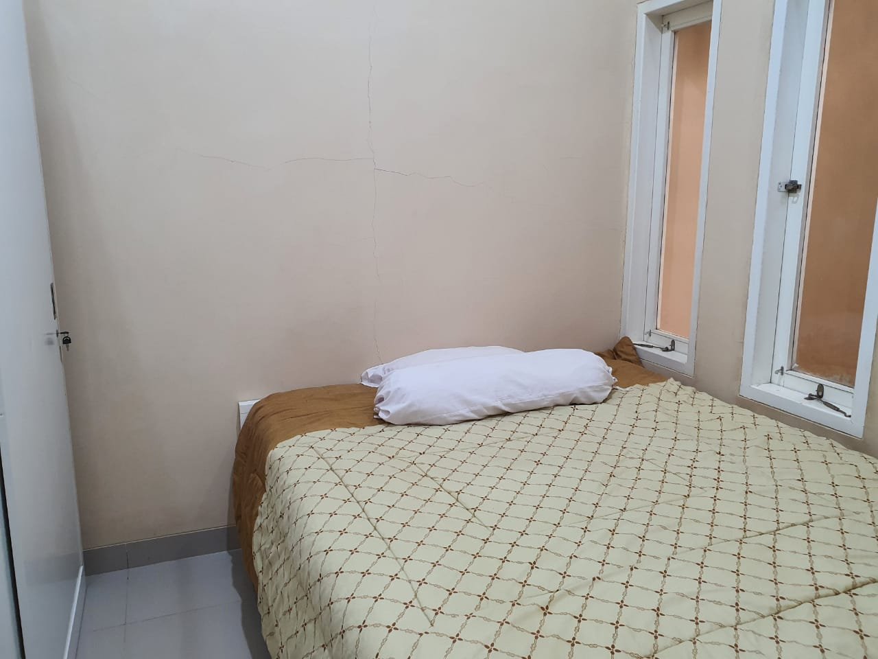 Dijual Rumah Full Furnished Cluster Mahakam Residence Jagakarsa Jakarta Selatan - 9