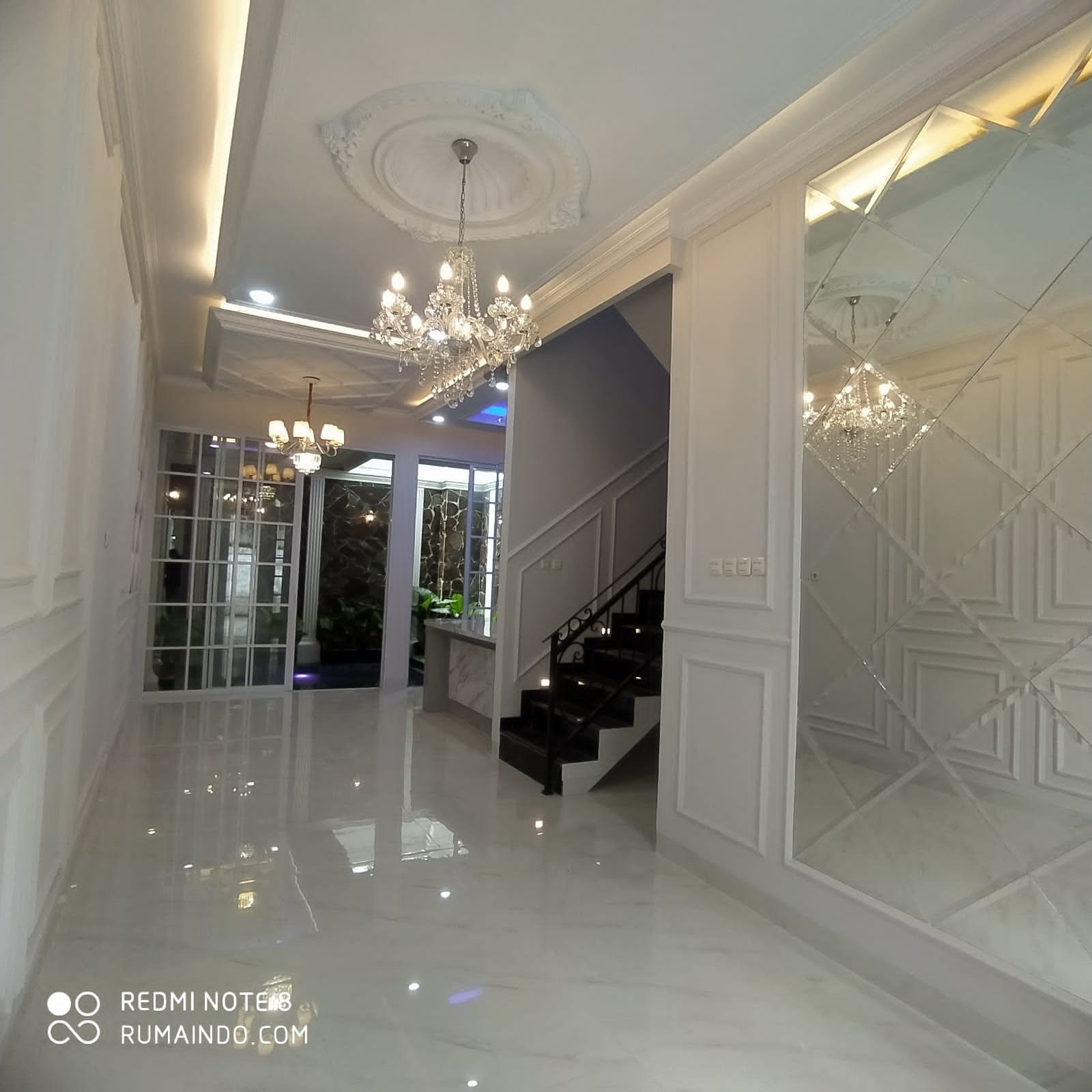 Dijual Murah Rumah Mewah Ada Kolam Renang di Kebagusan Jakarta Selatan - 2