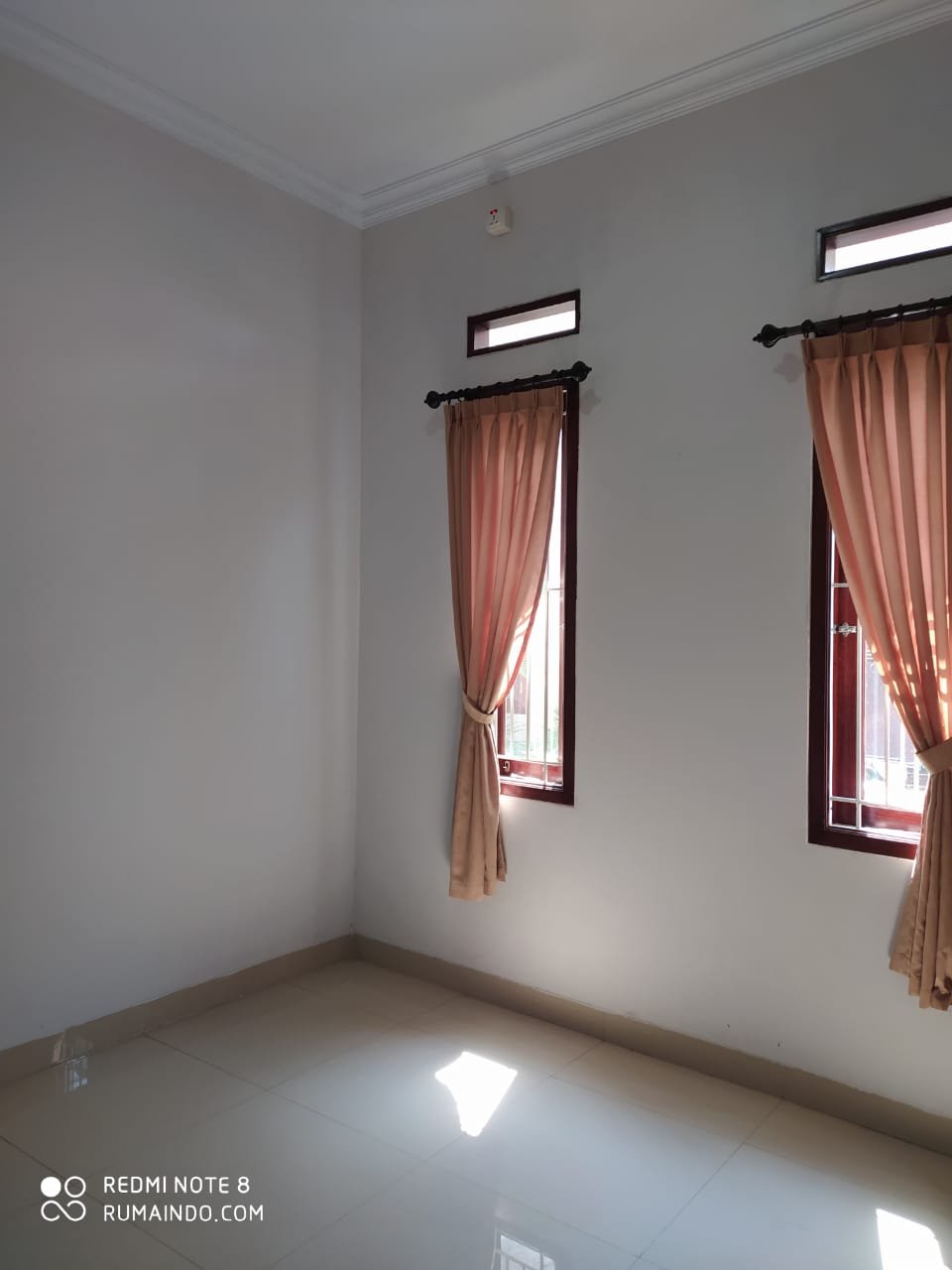Dijual Murah Rumah di Jln Perikanan Jagakarsa Jakarta Selatan - 8